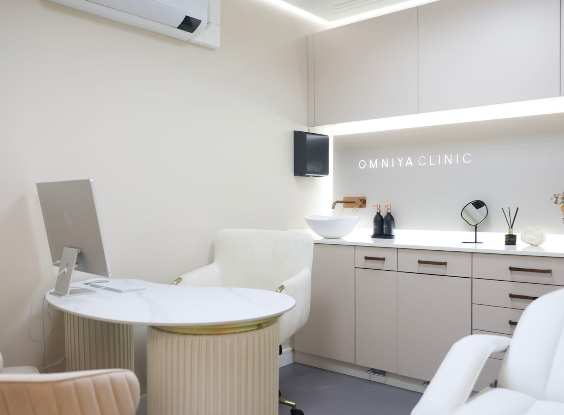 Omniya Clinic London - Image of the interior of Omniya